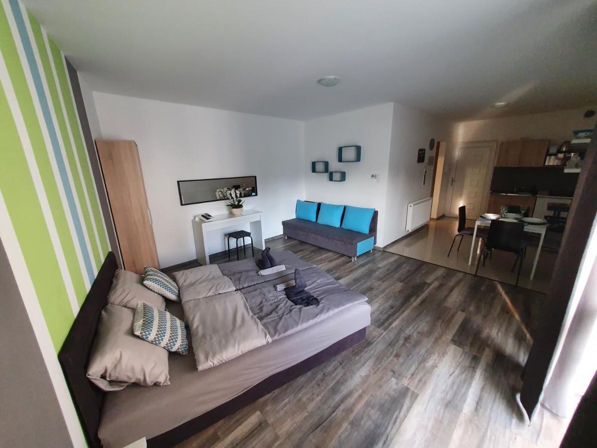 HajdúszoboszlóLexi Apartman公寓 外观 照片