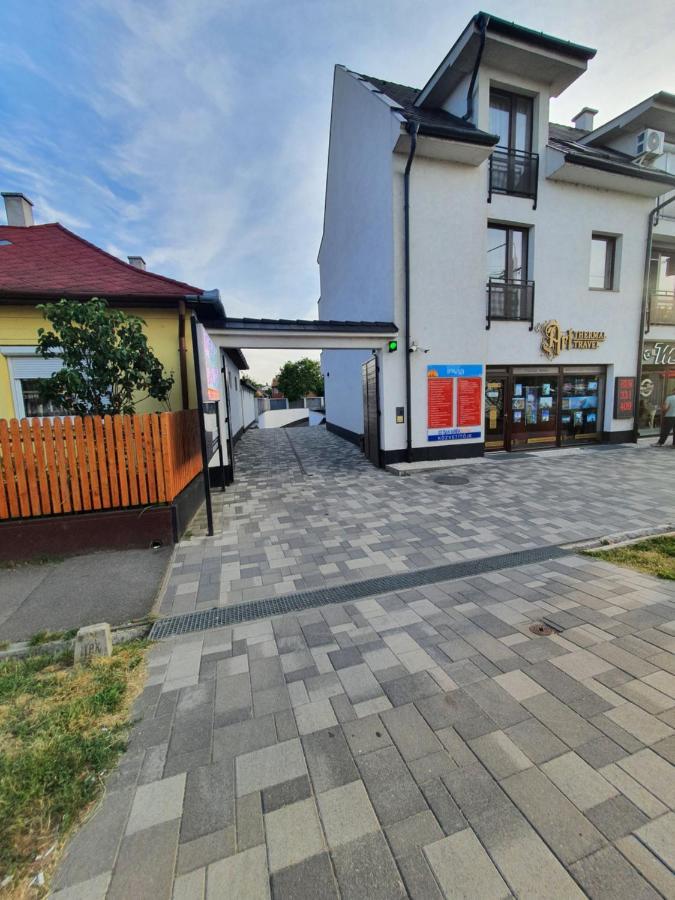 HajdúszoboszlóLexi Apartman公寓 外观 照片